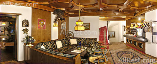 Hotel Pontives 8